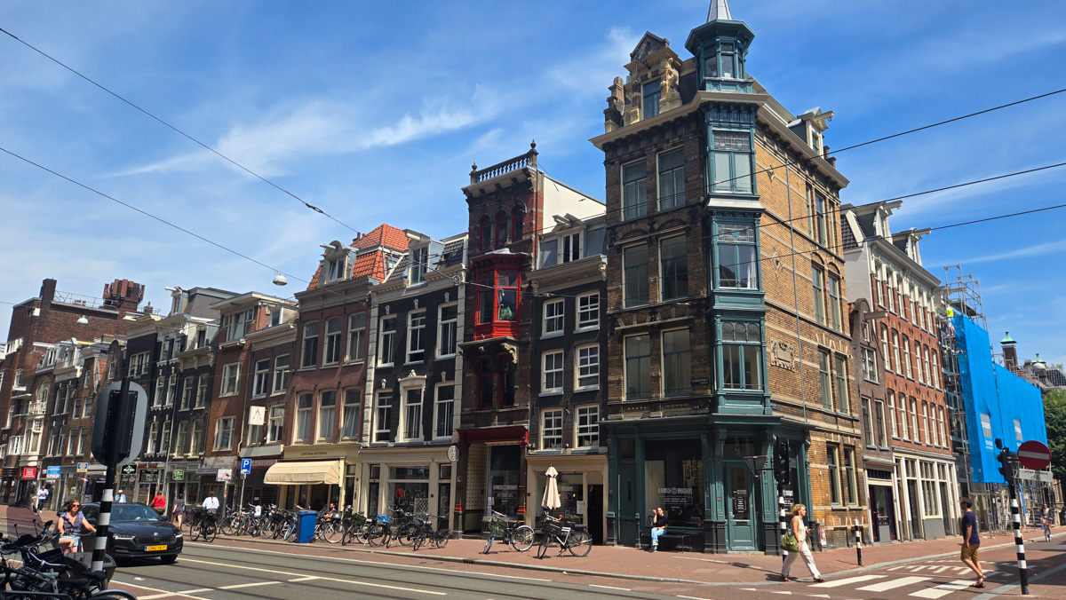 More buildings!