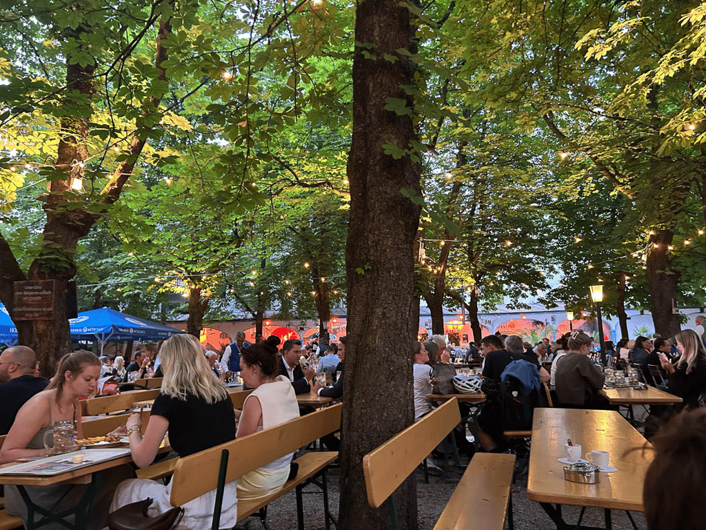 Hofbräukeller Biergarten