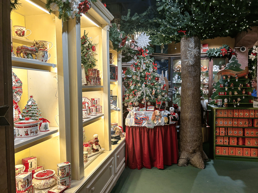 A dedicated Christmas store