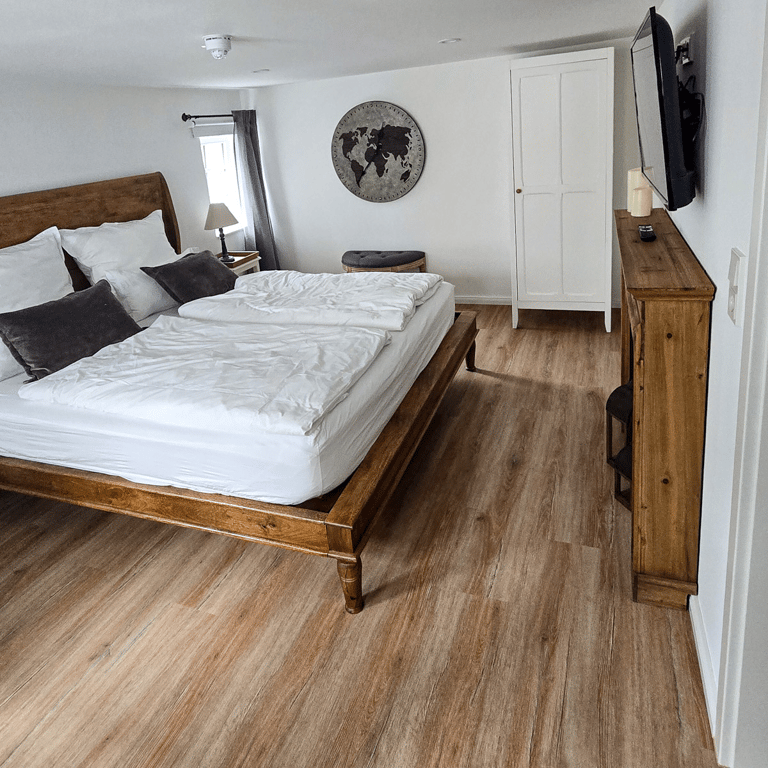 Hotel bedroom