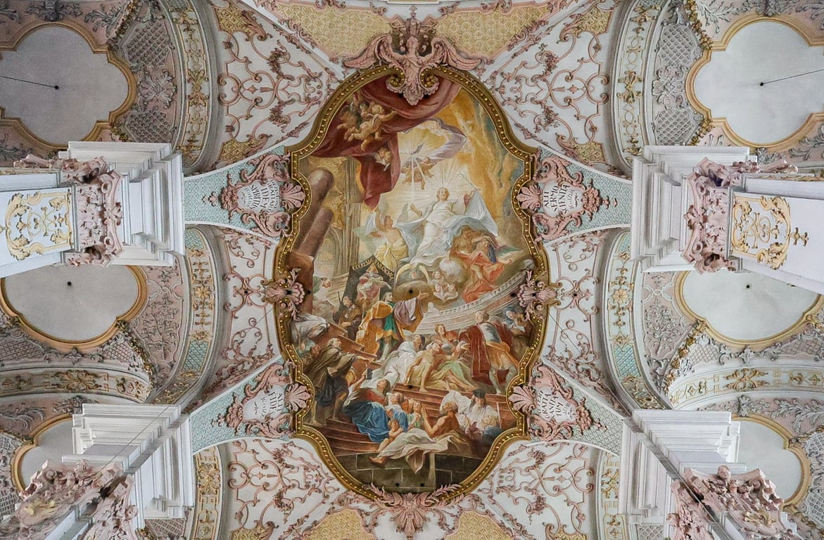 The ceiling inside Heilig Geist