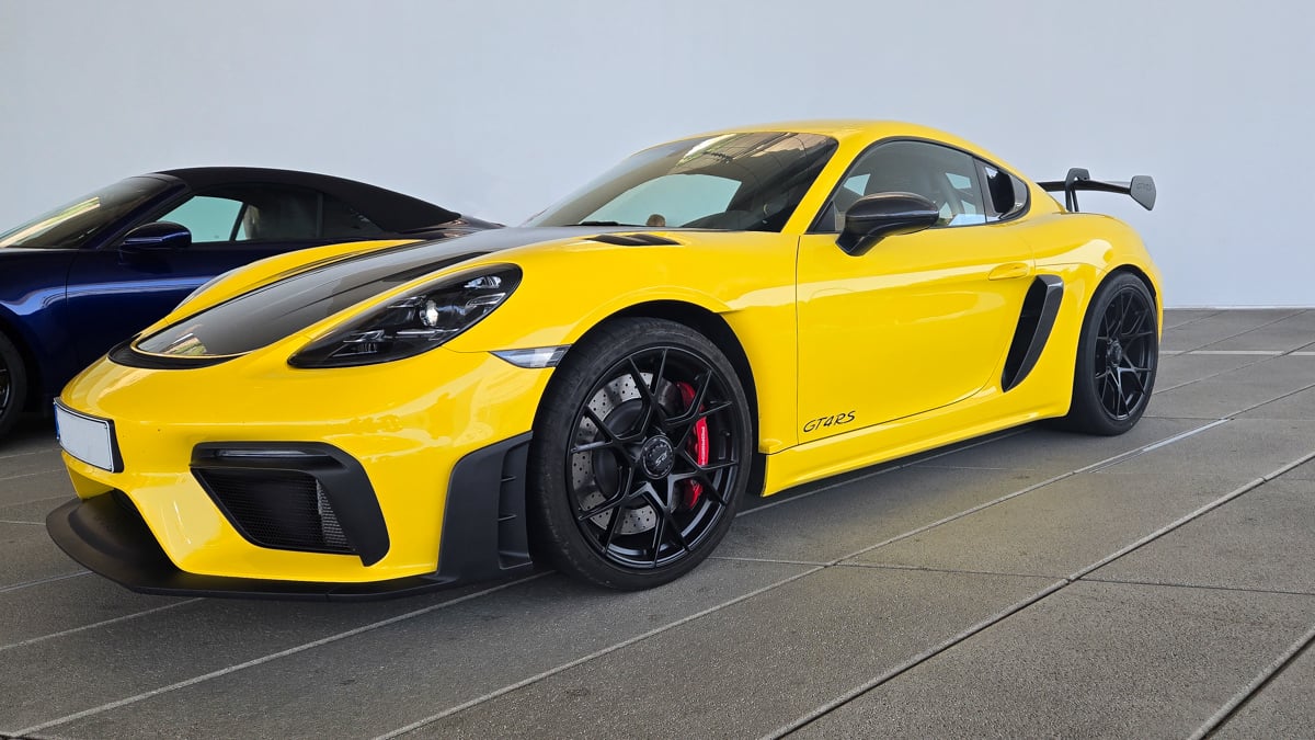 Porsche 718 Cayman GT4RS